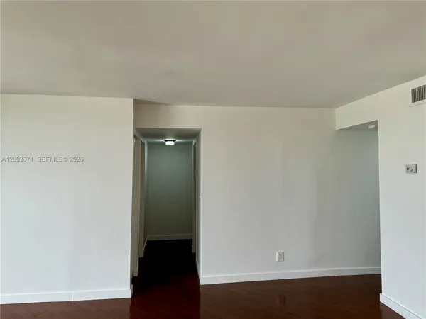 $2,300 | 2020 Northeast 135th Street, Unit 810, North Miami, FL 33181