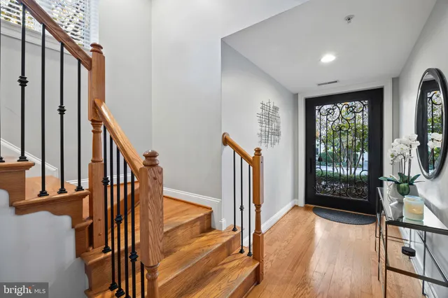 $5,800 | 900 Valencia Court, Unit 188, Baltimore, MD 21230