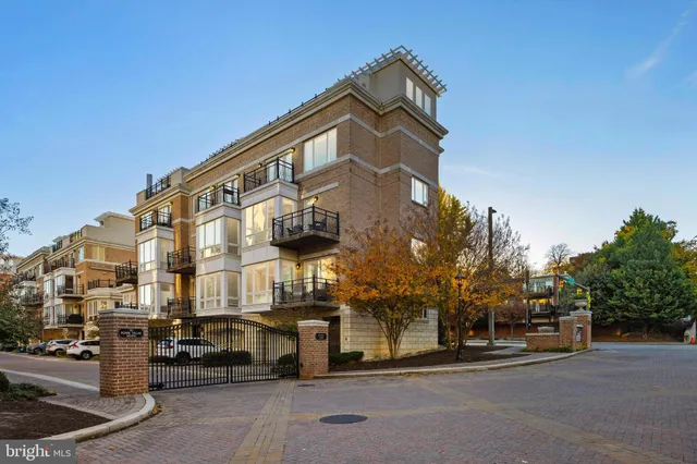 $5,800 | 900 Valencia Court, Unit 188, Baltimore, MD 21230