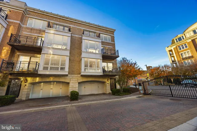 $5,800 | 900 Valencia Court, Unit 188, Baltimore, MD 21230