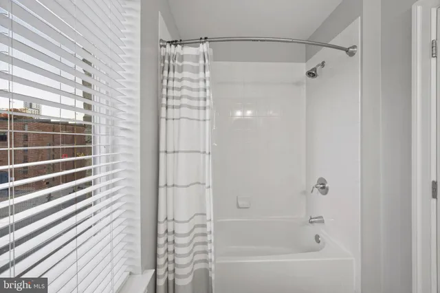 $5,800 | 900 Valencia Court, Unit 188, Baltimore, MD 21230