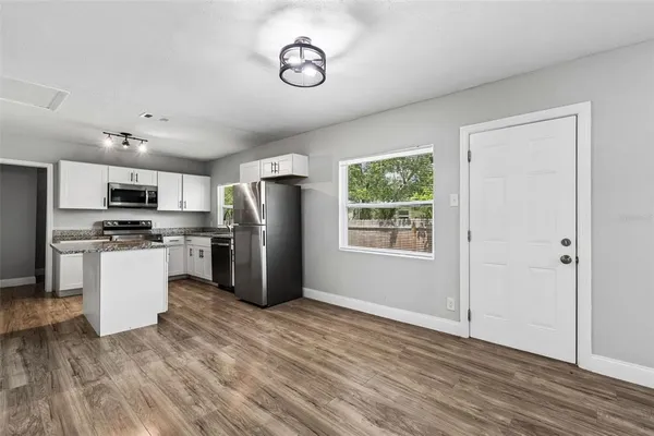 $2,200 | 8008 North 12th Street, Tampa, FL 33604