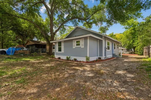 $2,200 | 8008 North 12th Street, Tampa, FL 33604