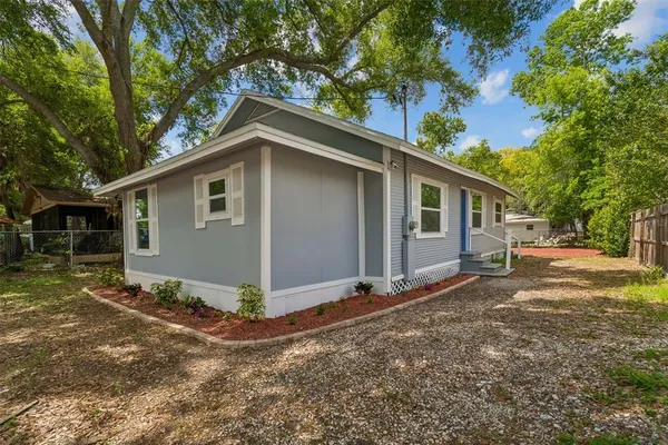 $2,200 | 8008 North 12th Street, Tampa, FL 33604