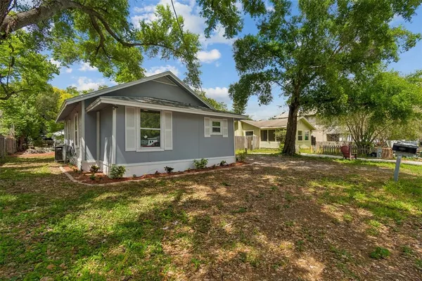 $2,200 | 8008 North 12th Street, Tampa, FL 33604