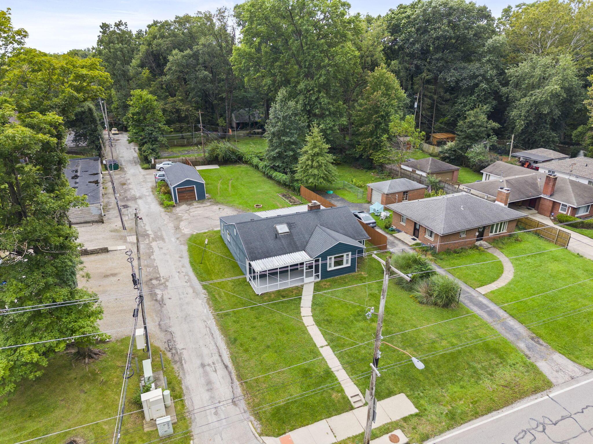 715 East Cooke Road Columbus, OH 43214 - Photo 37 of 40 Front Exterior