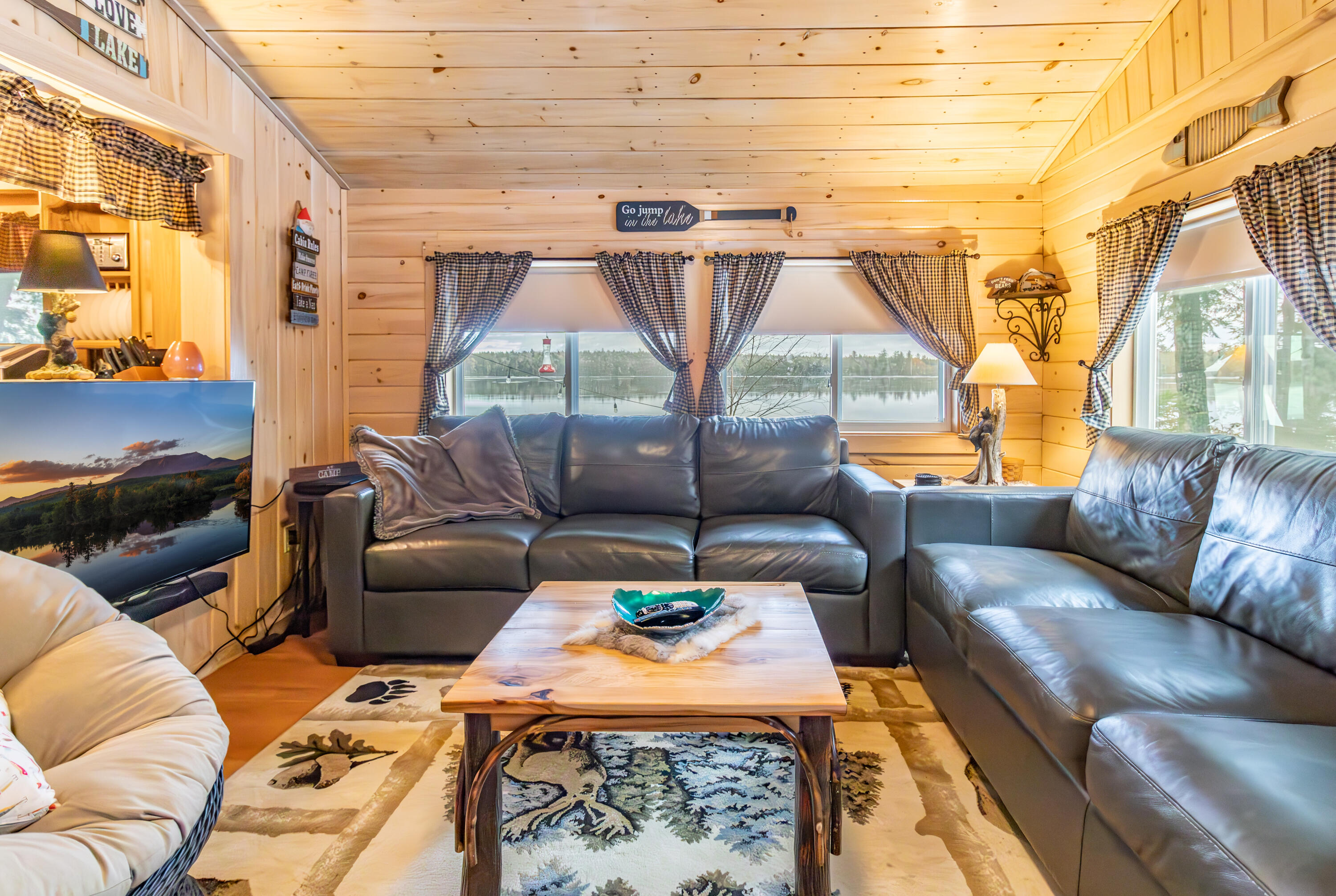 380 Cedar Lake Road Millinocket, ME 04462 - Photo 25 of 47 380 Cedar Lake Road Interiors-12