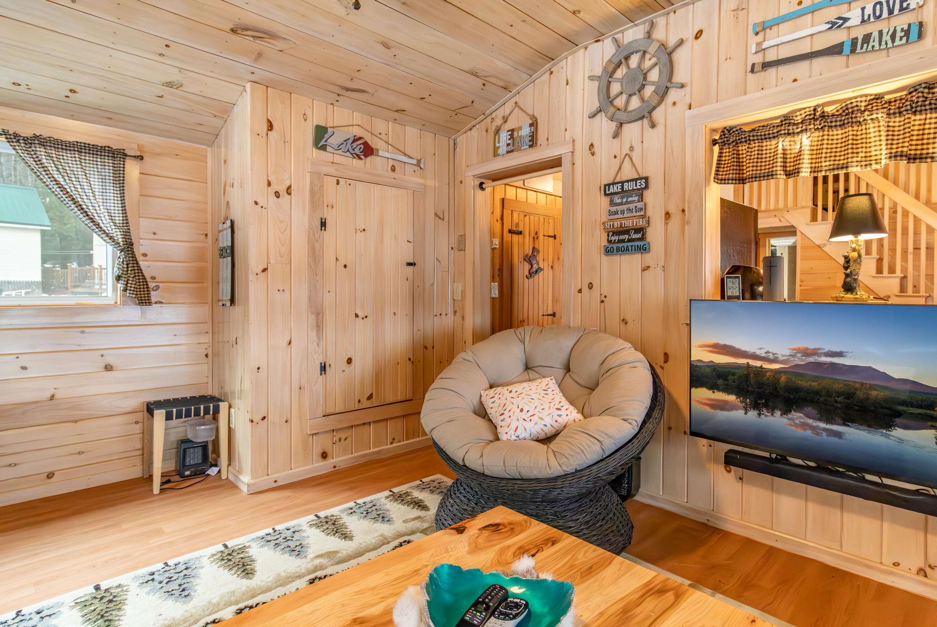 380 Cedar Lake Road Millinocket, ME 04462 - Photo 28 of 47 380 Cedar Lake Road Interiors-15