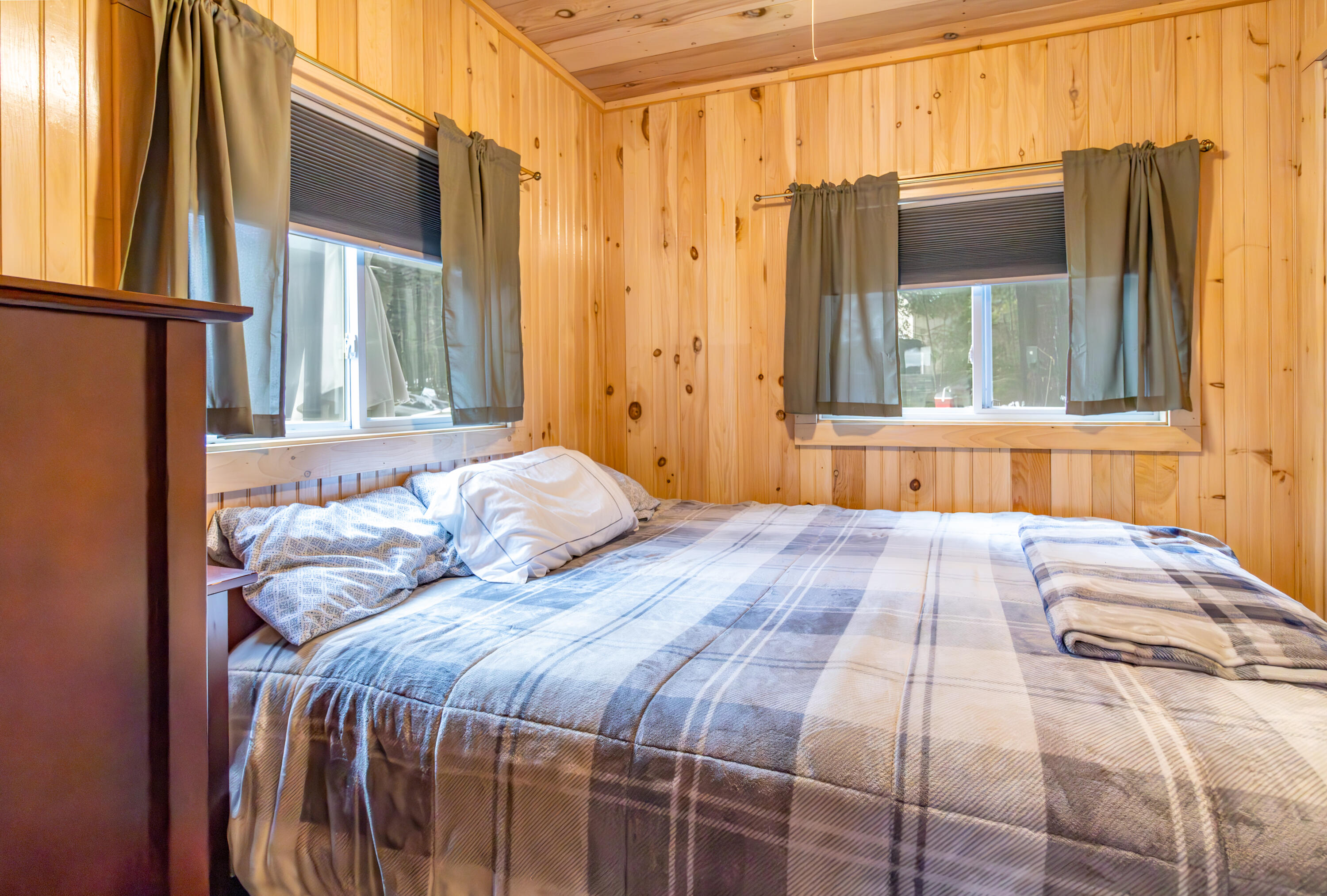 380 Cedar Lake Road Millinocket, ME 04462 - Photo 31 of 47 380 Cedar Lake Road Interiors-16