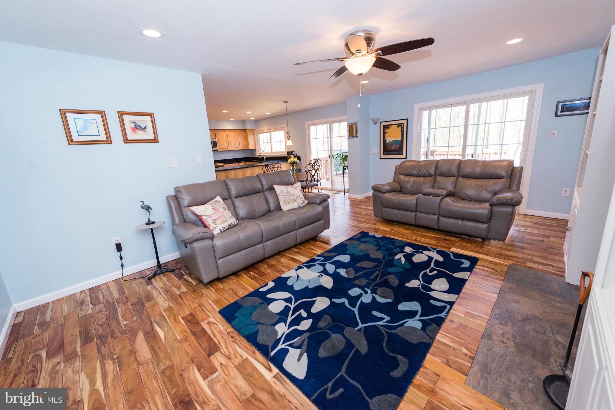 10716 Cross School Road Reston, VA 20191 - Photo 4 of 30 Family Room