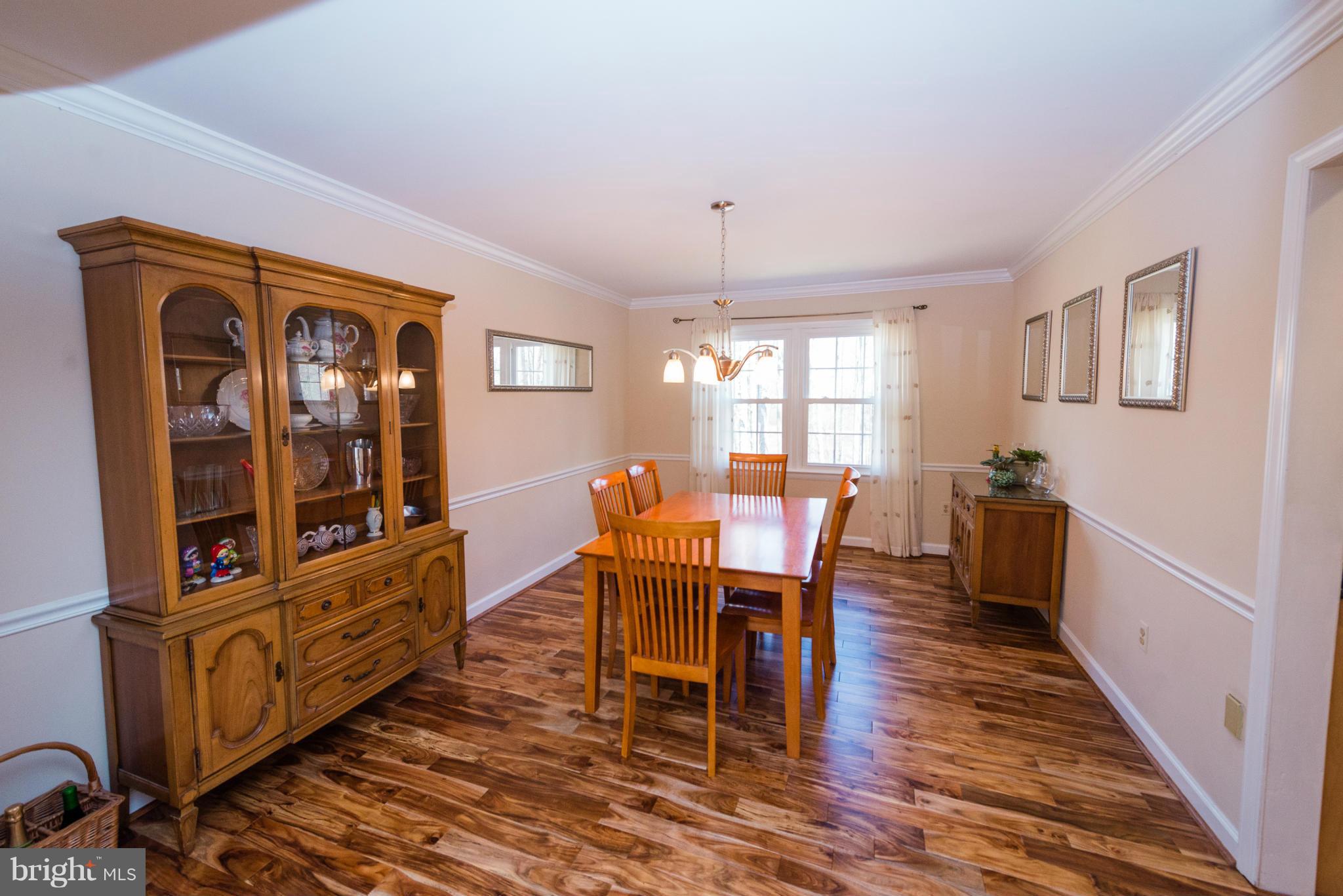 10716 Cross School Road Reston, VA 20191 - Photo 6 of 30 Dining Room