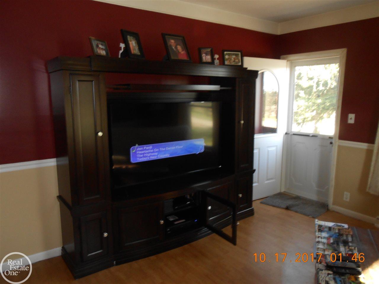 2540 South Banner Road Sandusky, MI 48471 - Photo 8 of 19 31333543-7.JPG