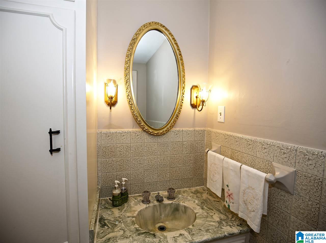 521 Rutherford Drive Birmingham, AL 35206 - Photo 27 of 43