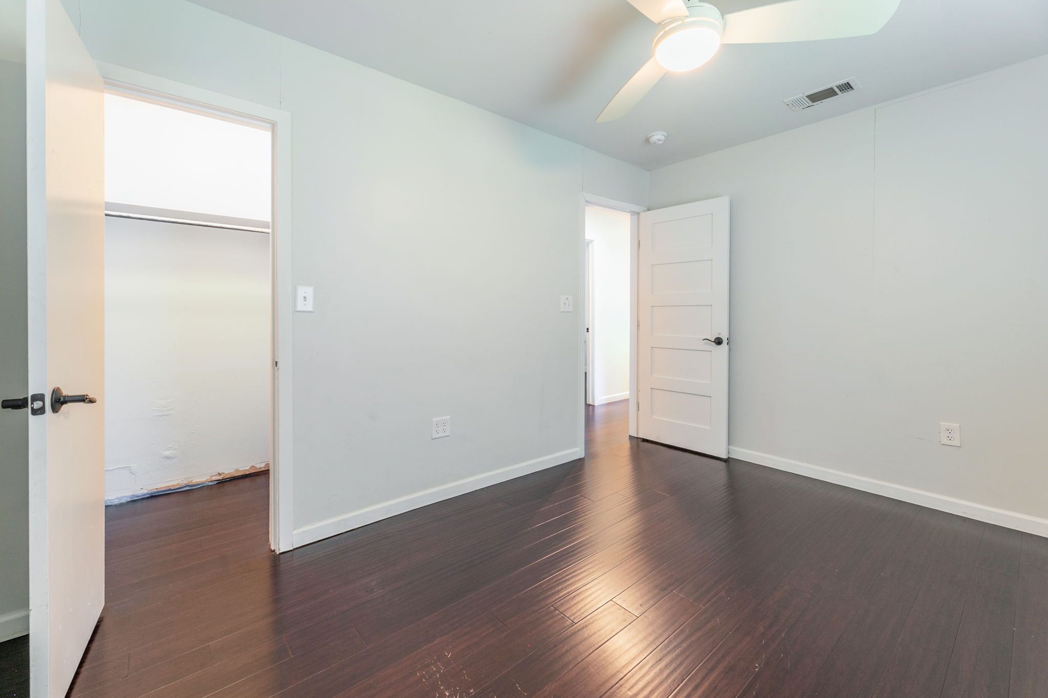 1717 Bunche Road Austin, TX 78721 - Photo 10 of 26 Gallery Image 10