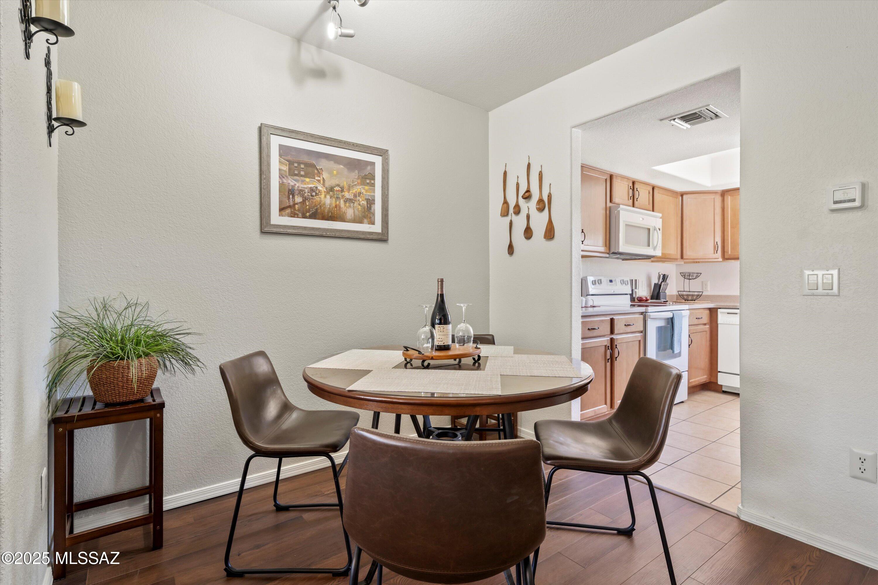 5855 North Kolb Road, Unit 1211 Tucson, AZ 85750 - Photo 5 of 33