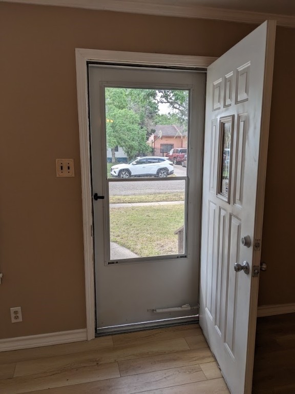 4217 Cambridge Drive Corpus Christi, TX 78415 - Photo 16 of 39 a view of empty room with window