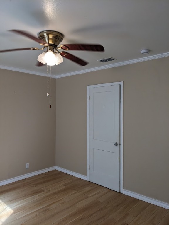 4217 Cambridge Drive Corpus Christi, TX 78415 - Photo 31 of 39 a view of an empty room with wooden floor
