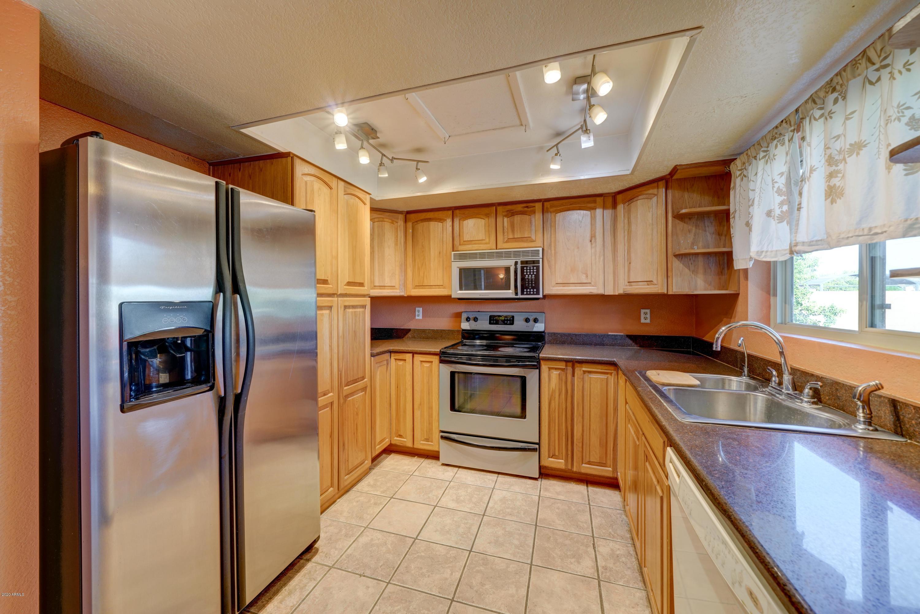 4327 East Decatur Street Mesa, AZ 85205 - Photo 11 of 33 4327 E Decatur St-11