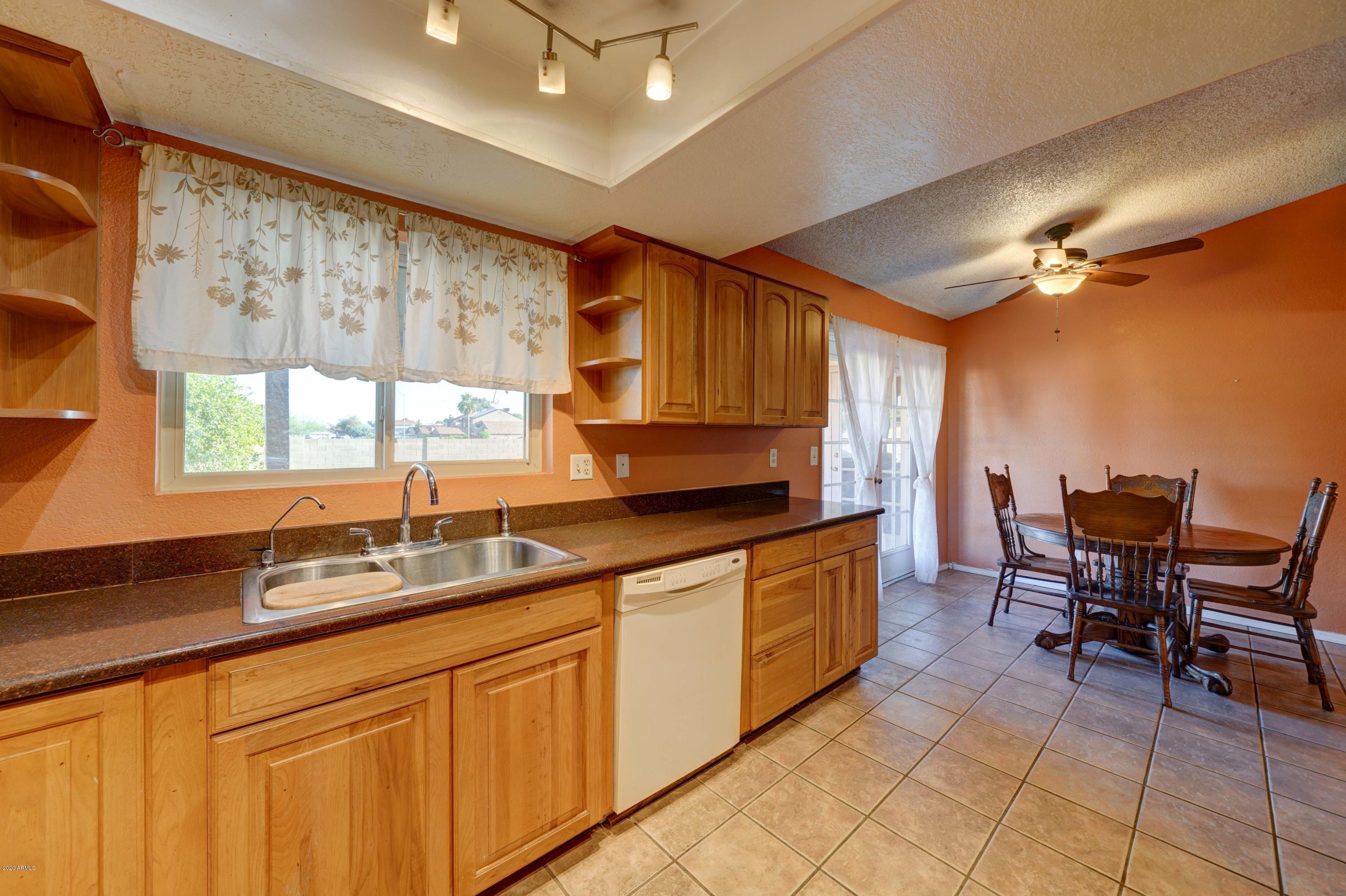 4327 East Decatur Street Mesa, AZ 85205 - Photo 12 of 33 4327 E Decatur St-12