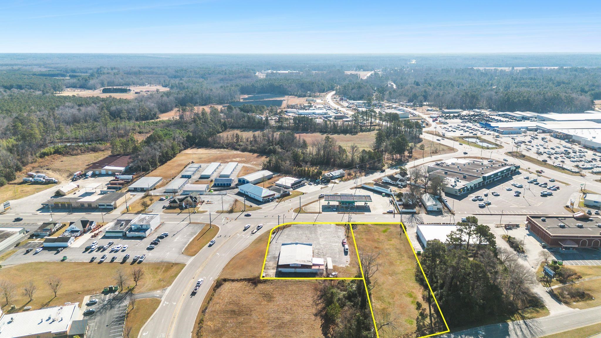 Tbd South Madison Street Westminster, SC 29693 - Photo 26 of 27 Aerial view of property and surrounding area with property boundaries highlighted and an industrial area