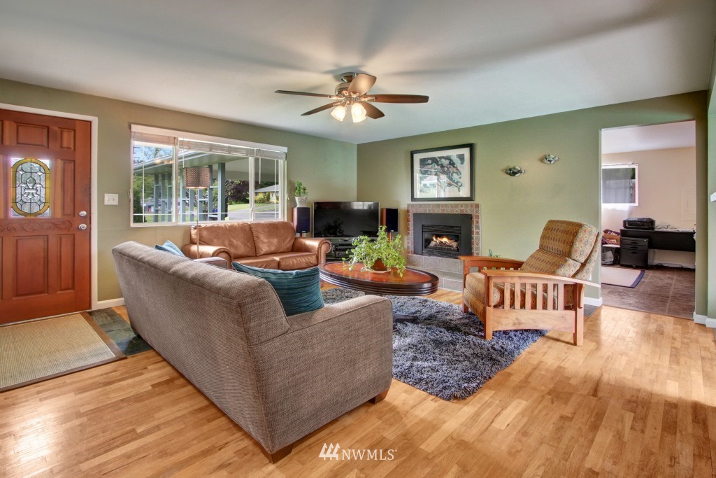 23429 3rd Place West Bothell, WA 98021 - Photo 2 of 18