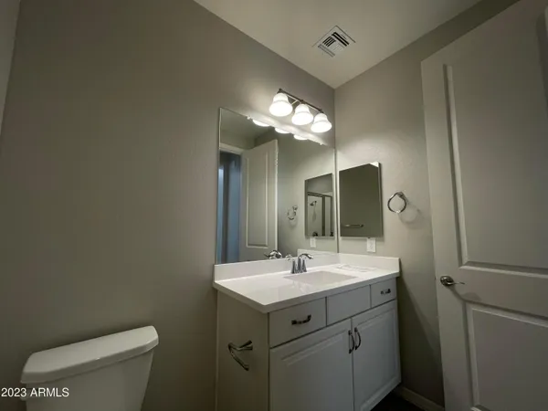 $3,200 | 2773 South Betty Street, Gilbert, AZ 85295