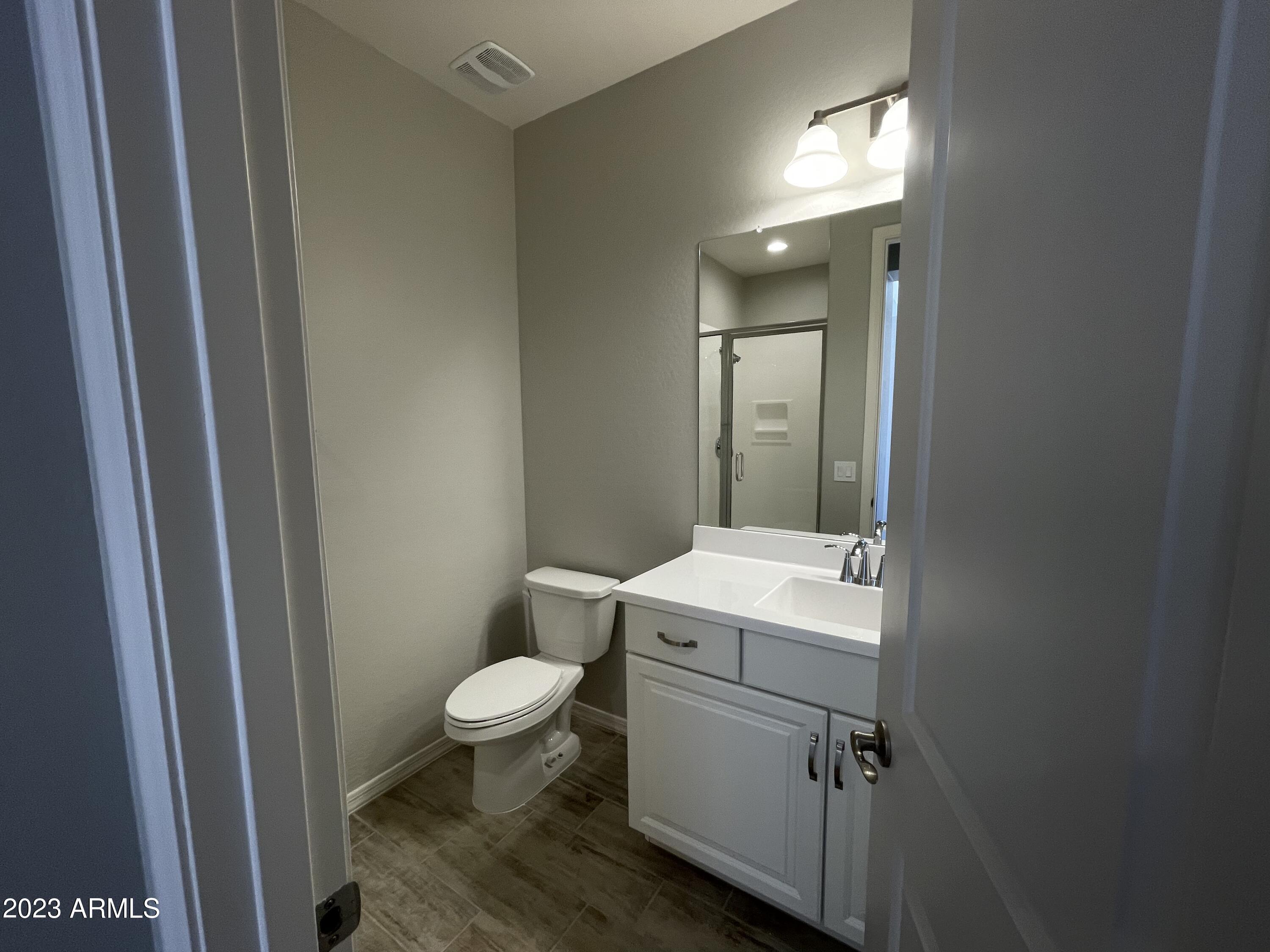 2773 South Betty Street Gilbert, AZ 85295 - Photo 4 of 24 1042BBFD-1F4A-4614-8309-2546956622C2