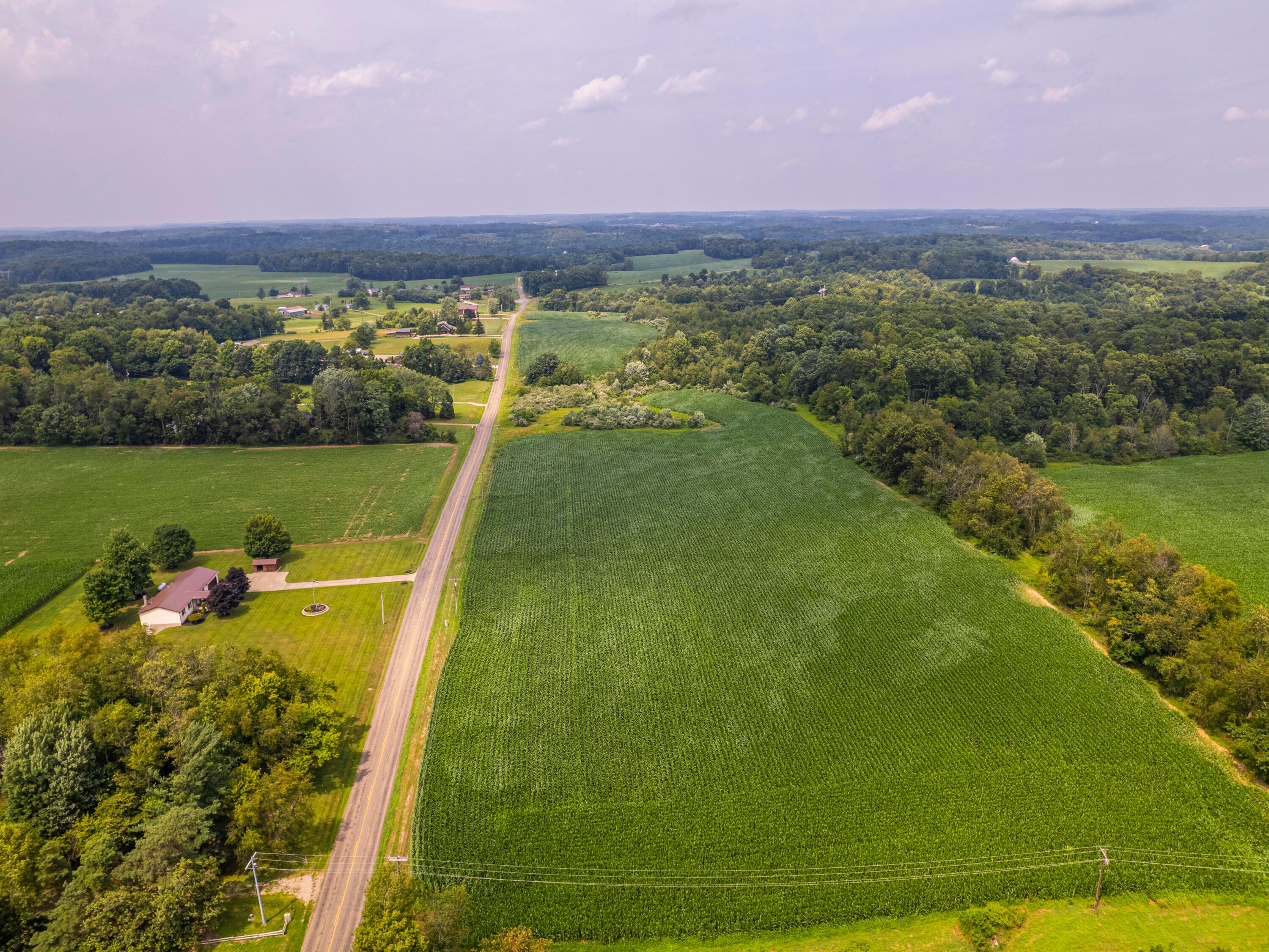 12600 Gilchrist Road Mount Vernon, OH 43050 - Photo 5 of 64 perkins-PRINT_3