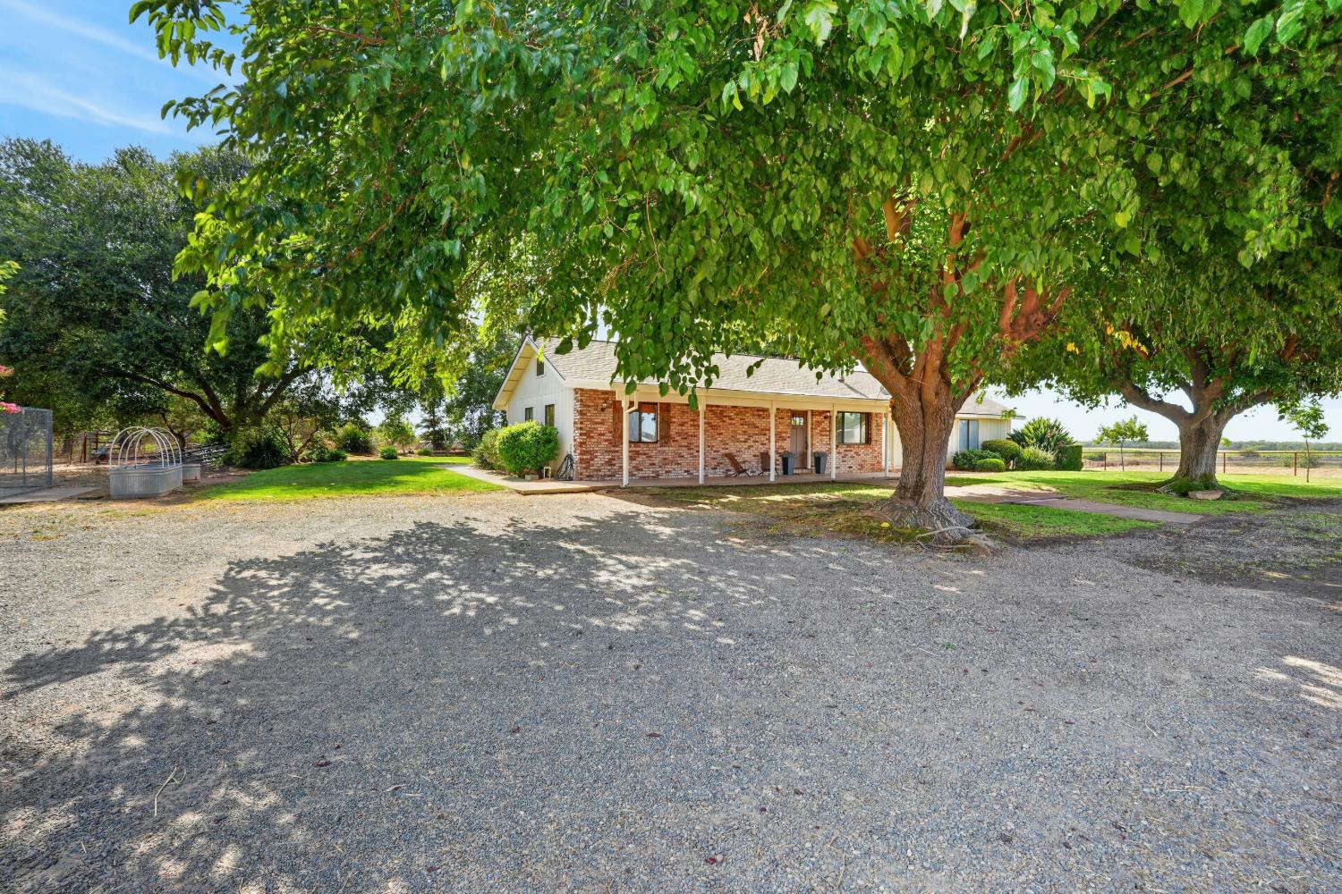 17500 Collier Road East Acampo, CA 95220 - Photo 5 of 65