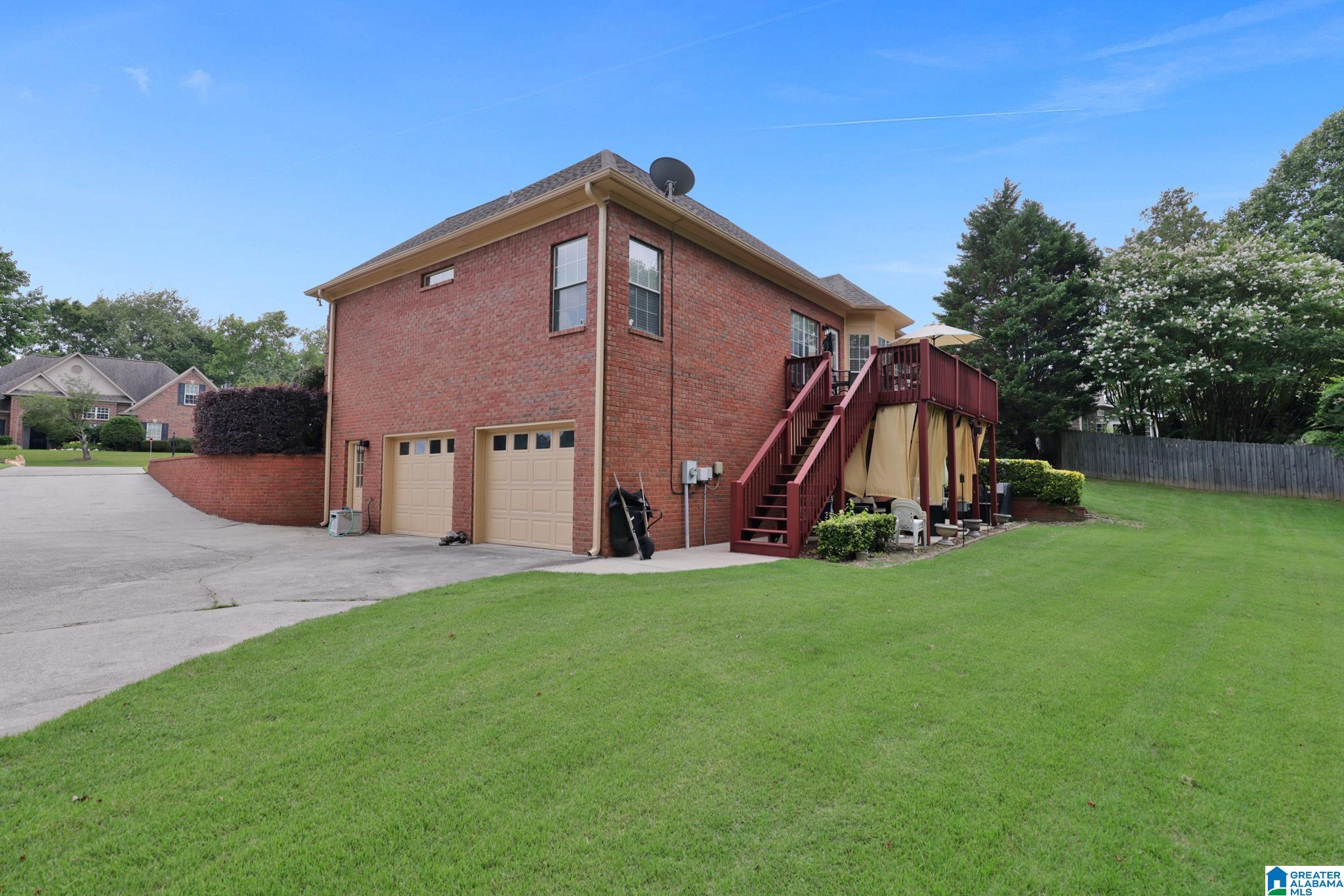 536 Overlook Road Fultondale, AL 35068 - Photo 3 of 25