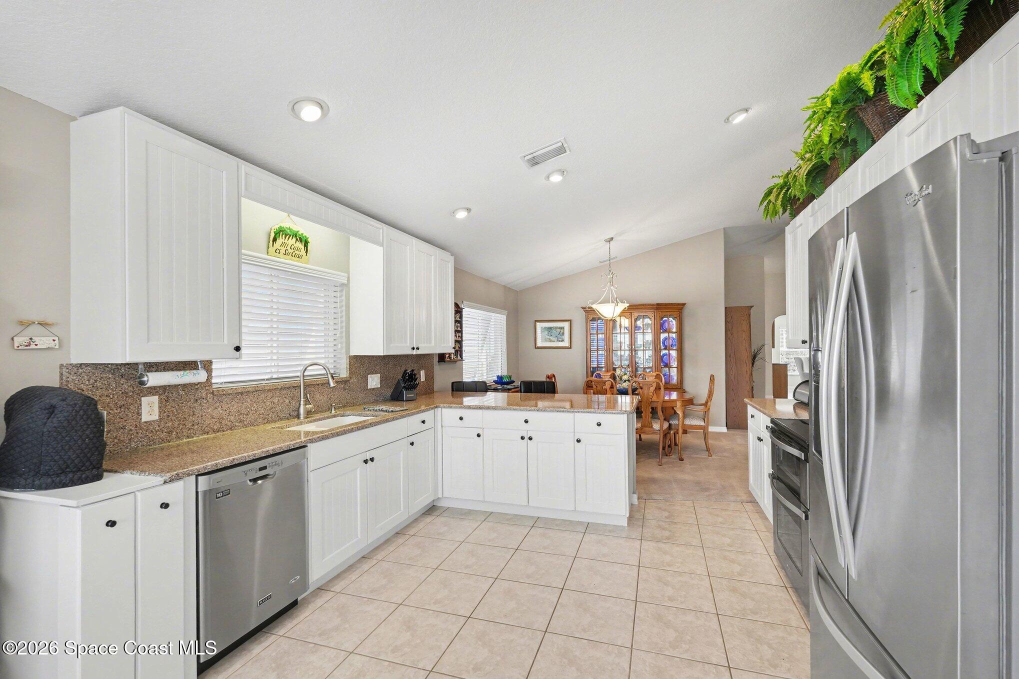 2952 Boddington Way Melbourne, FL 32940 - Photo 17 of 55 SS Appliances
