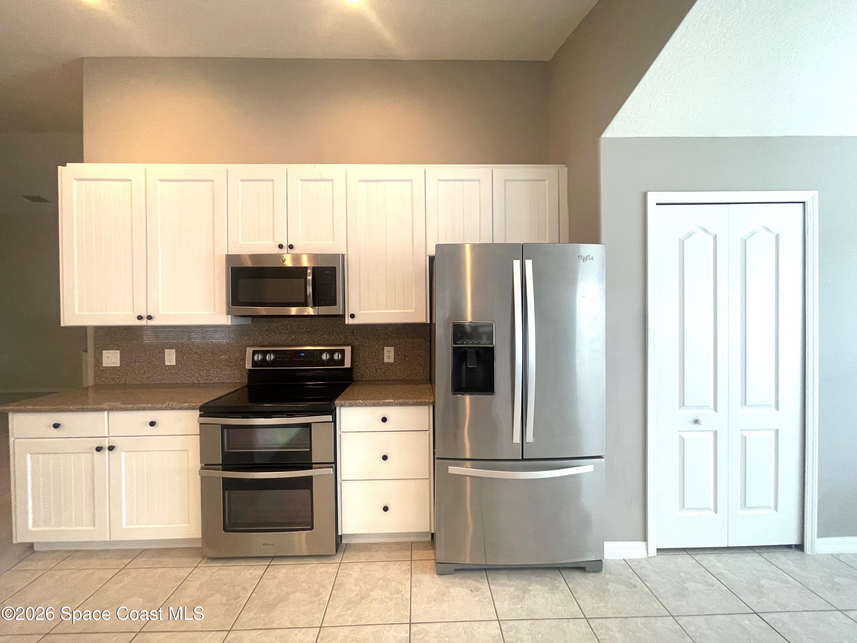 2952 Boddington Way Melbourne, FL 32940 - Photo 3 of 55 Kitchen