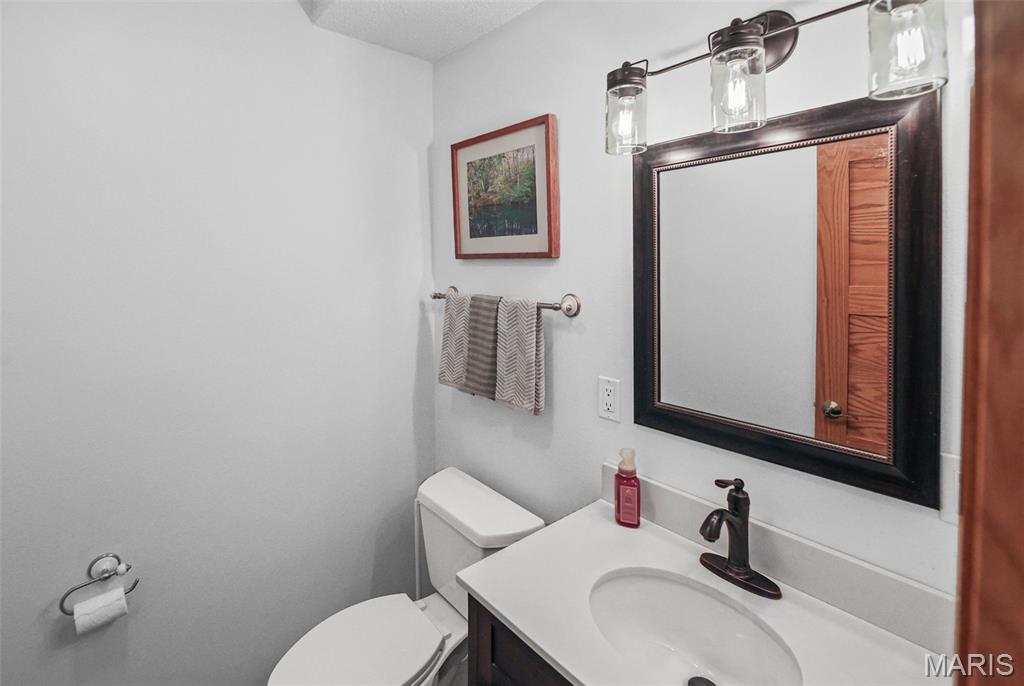 2409 Winter Lane Godfrey, IL 62035 - Photo 39 of 59 Gallery Image 39