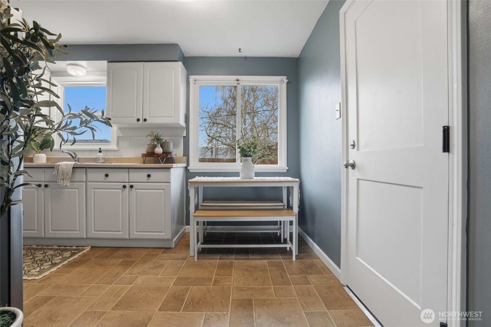 2012 Nipsic Avenue Bremerton, WA 98310 - Photo 11 of 27