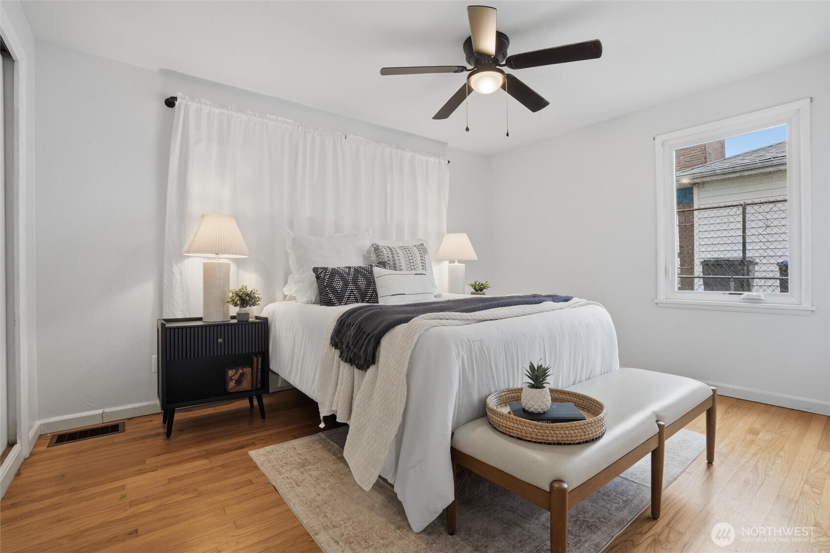 2012 Nipsic Avenue Bremerton, WA 98310 - Photo 17 of 26