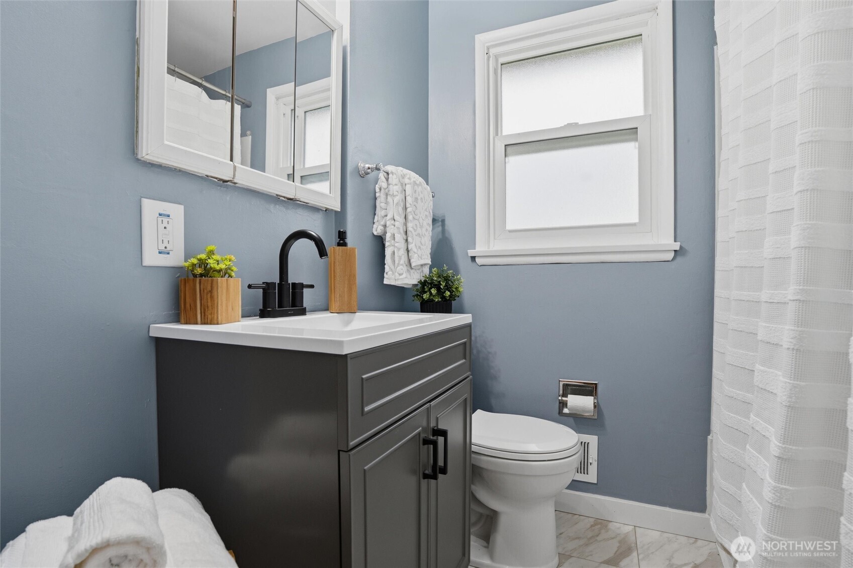 2012 Nipsic Avenue Bremerton, WA 98310 - Photo 20 of 26