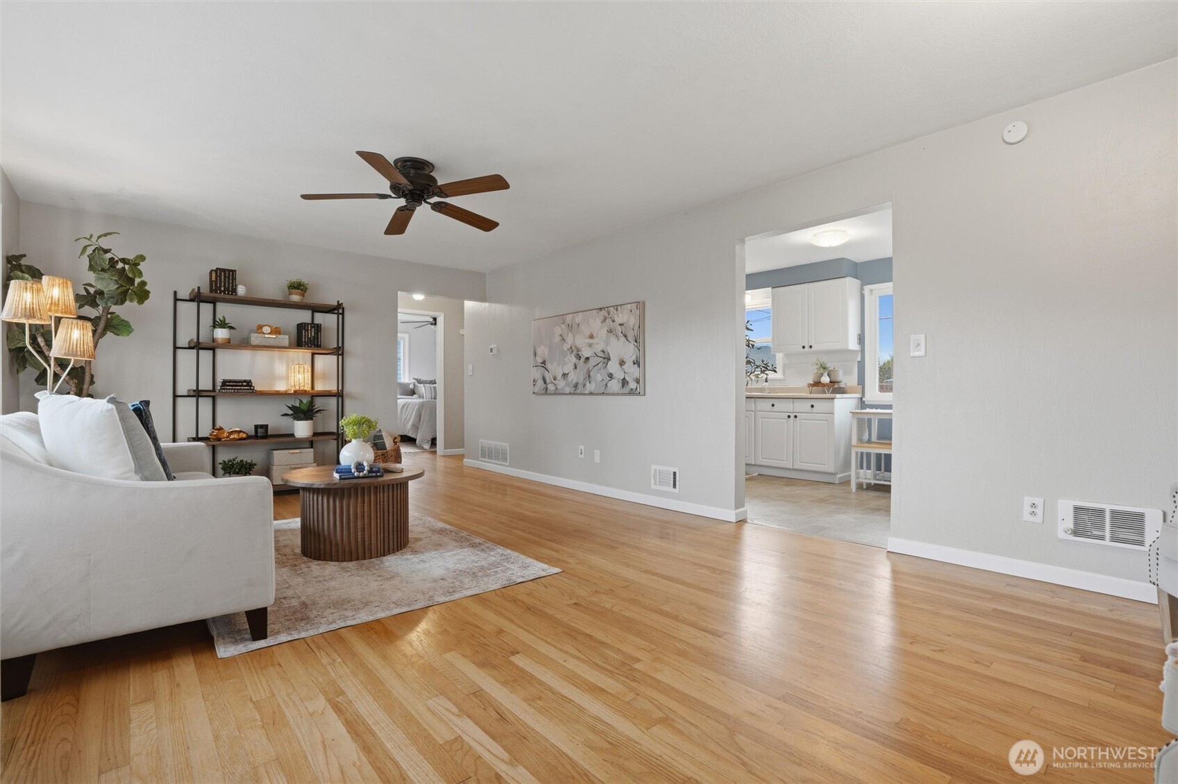 2012 Nipsic Avenue Bremerton, WA 98310 - Photo 9 of 27