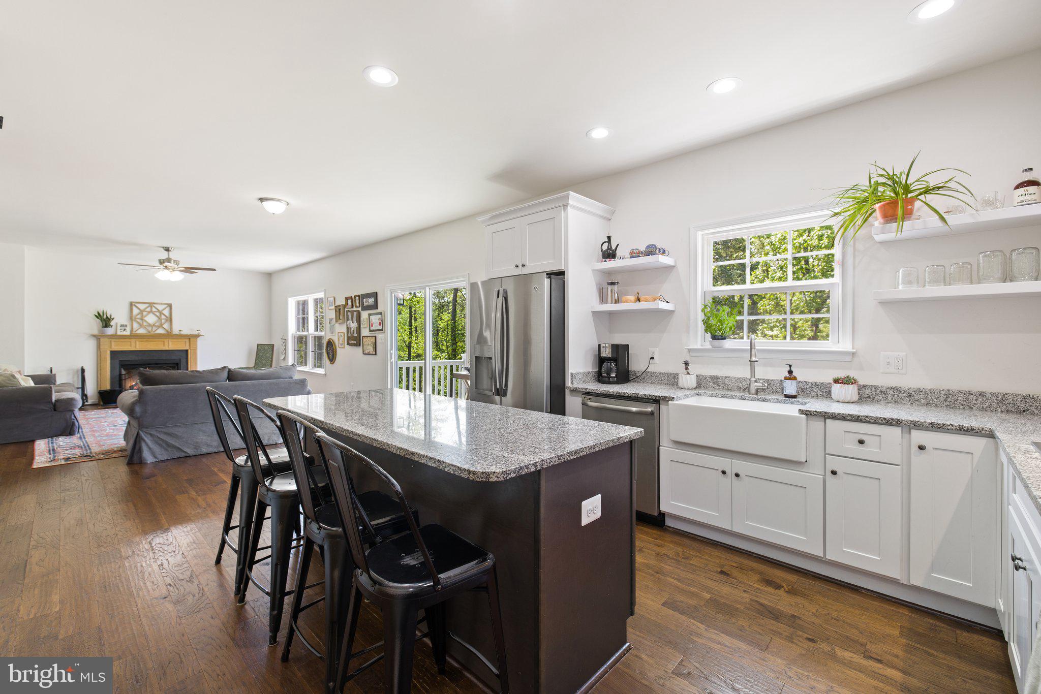 6007 Snow Mountain Road Broad Run, VA 20137 - Photo 20 of 54 Farm sink