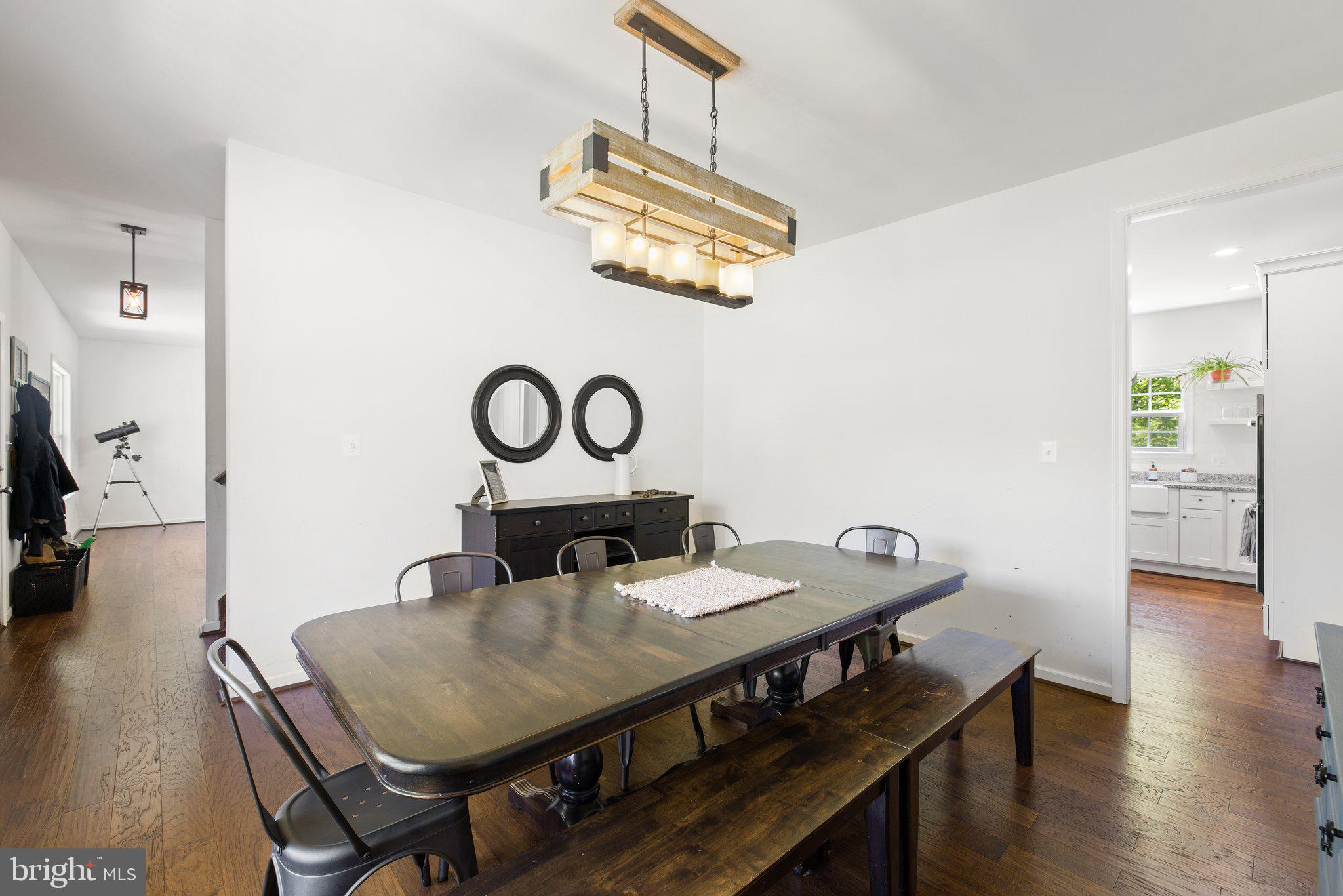 6007 Snow Mountain Road Broad Run, VA 20137 - Photo 25 of 54 Formal dining room
