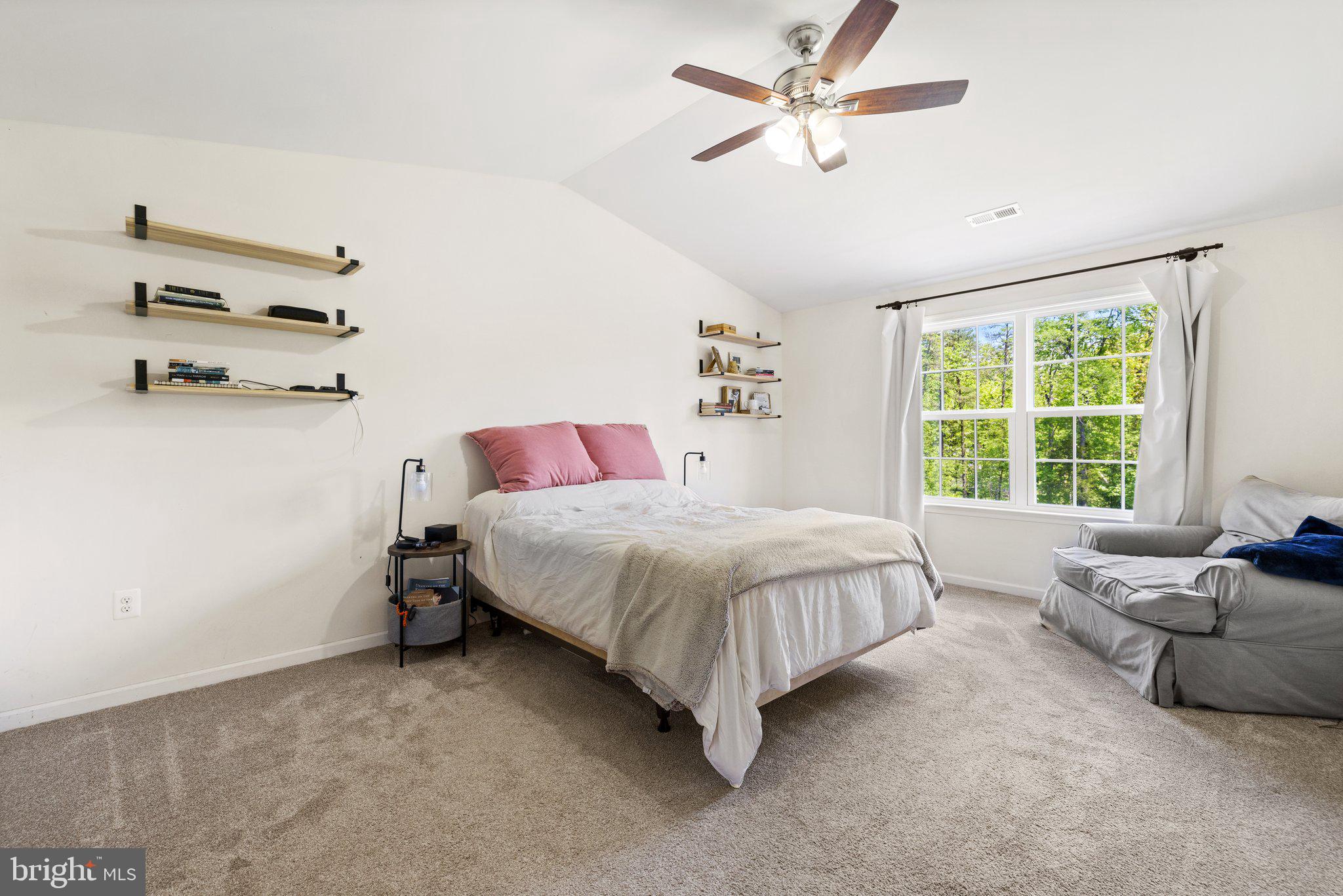 6007 Snow Mountain Road Broad Run, VA 20137 - Photo 31 of 54 Primary bedroom