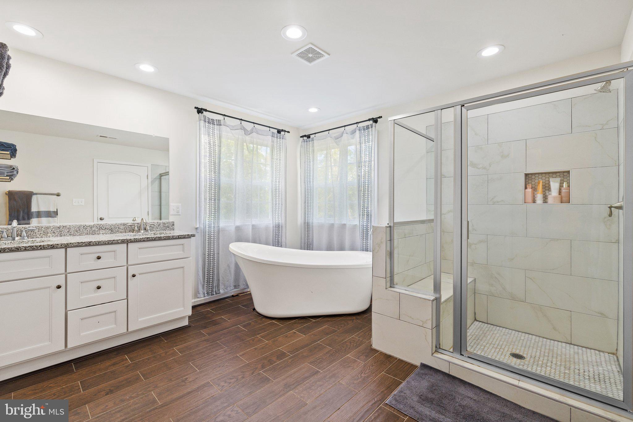 6007 Snow Mountain Road Broad Run, VA 20137 - Photo 32 of 54 Primary bath