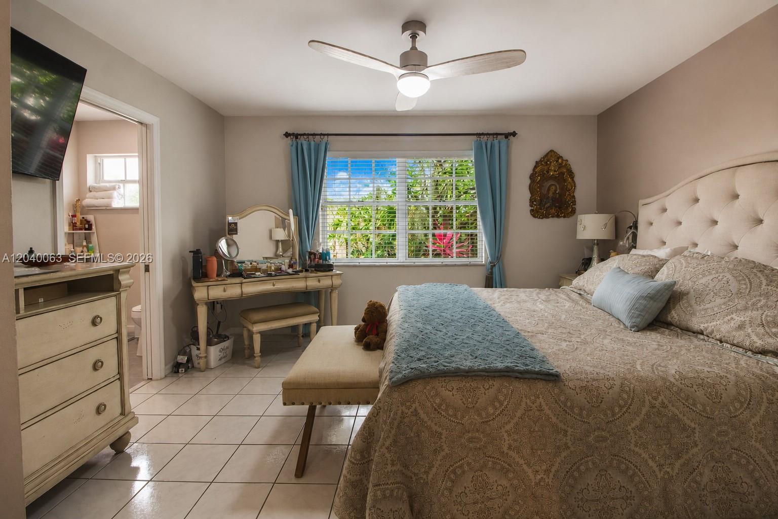 7743 Southwest 157th Place Miami, FL 33193 - Photo 15 of 30