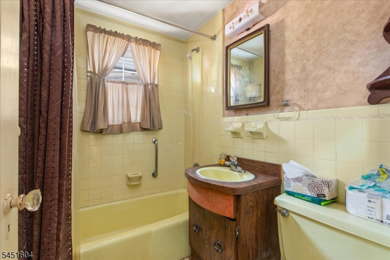 1014 Raritan Road Cranford, NJ 07016 - Photo 10 of 26 Gallery Image 10