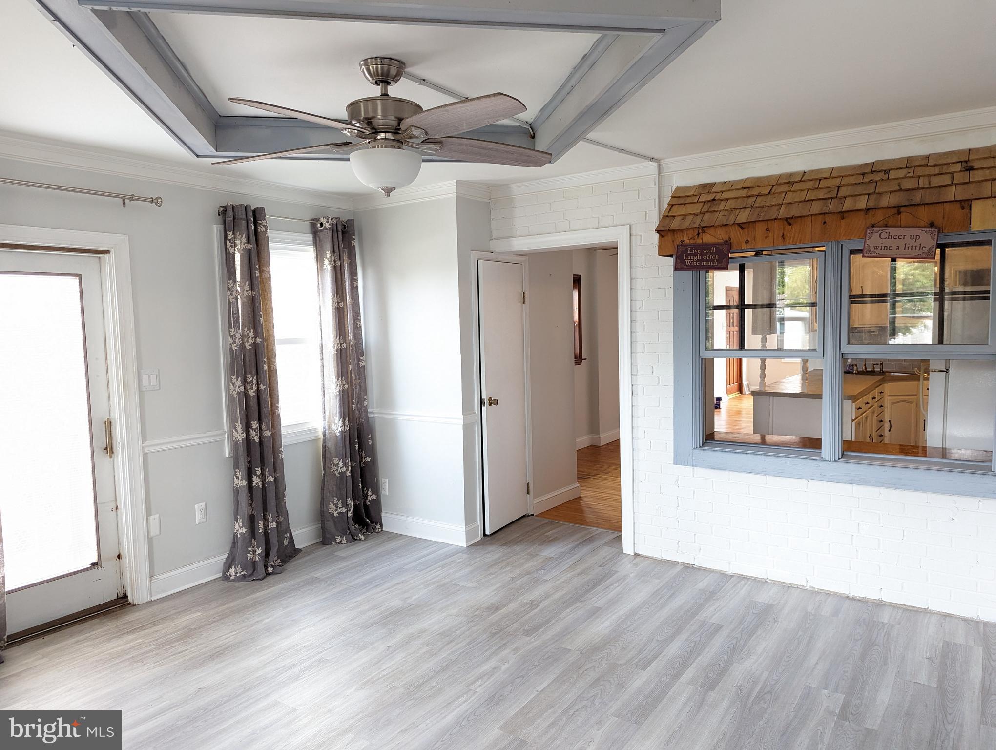108 West Garrison Road Brookhaven, PA 19015 - Photo 17 of 33 Family room, ceiling fan