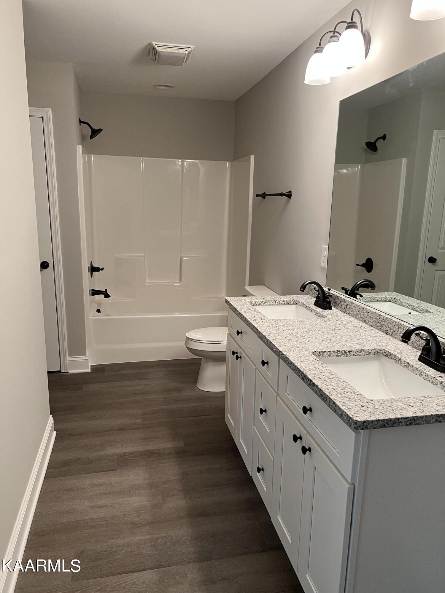801809 East Lincoln Road Alcoa, TN 37701 - Photo 10 of 15 Gallery Image 10