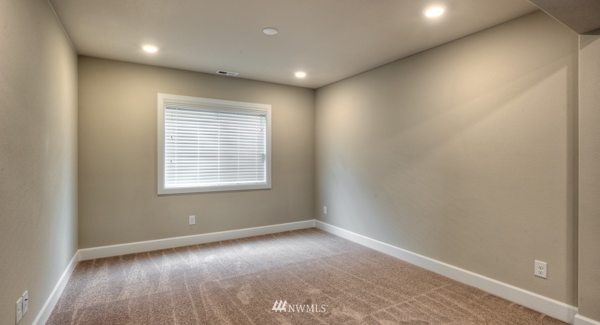 17517 40th Drive Southeast, Unit 28 Bothell, WA 98012 - Photo 12 of 19 Gallery Image 12