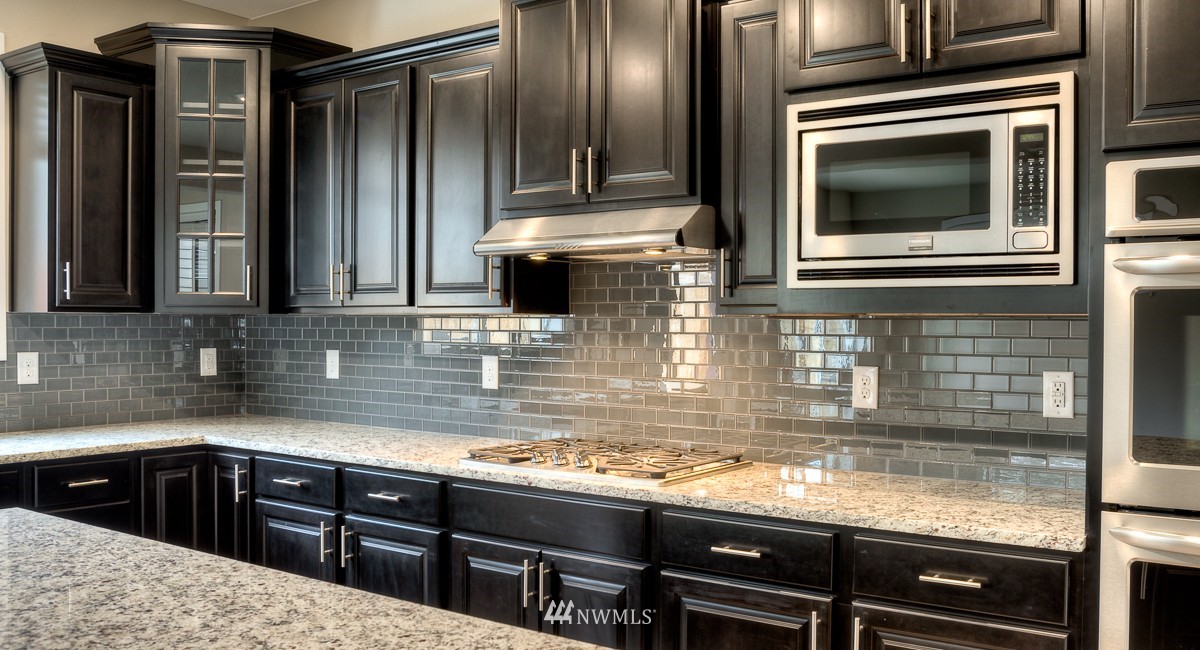 17517 40th Drive Southeast, Unit 28 Bothell, WA 98012 - Photo 4 of 19 Gallery Image 4