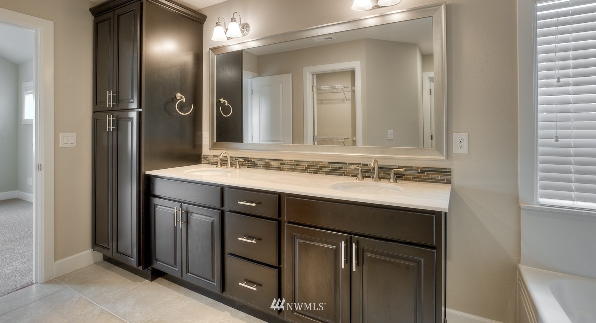 17517 40th Drive Southeast, Unit 28 Bothell, WA 98012 - Photo 9 of 19 Gallery Image 9