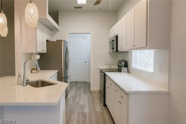 $2,100 | 10700 Aqua Surf Court, Estero, FL 33928