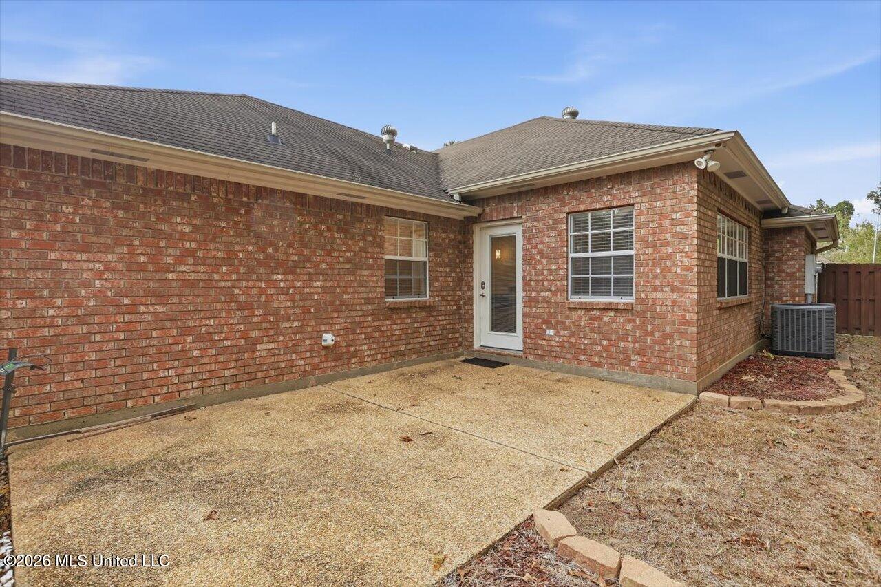 213 Twin Clinton, MS 39056 - Photo 25 of 26 25-213 Twin Lakes S _ Hometoursms.com